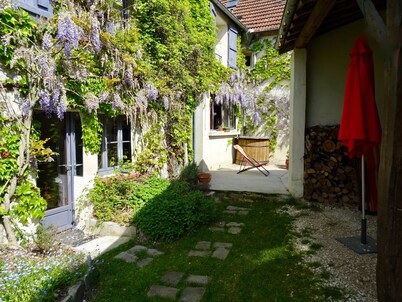88km from Paris, Charming Cosy House, Wifi +++, garden, all comforts
