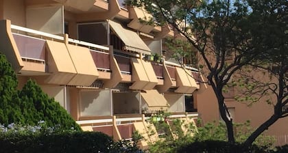 Wohnung T3 Center Bandol mit Terrasse