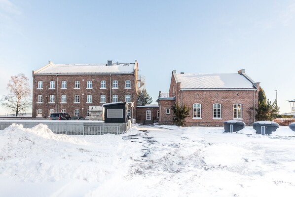 Front of property - Maya Apartments - Kasjotten (Lillestrom)