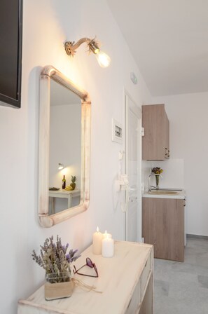 Estúdio superior | Individualmente decorados, individualmente mobiliados, escrivaninha