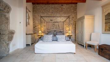 7 camere, culla da viaggio, accesso a Internet, lenzuola