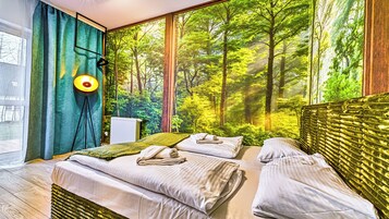 Apartment (7) | Laptop workspace