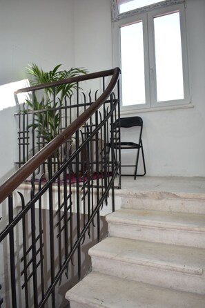 Staircase - Dante Apartment (Split)