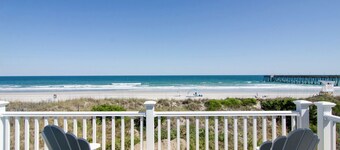 Gorgeous 6 BR Oceanfront Home w 2 Living Spaces!