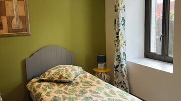 1 chambre, Wi-Fi gratuit, draps fournis