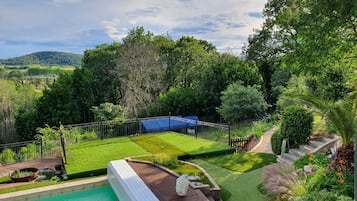 Piscine extérieure (ouverte en saison)