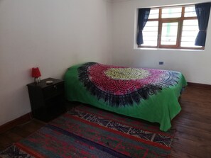 Habitación estándar | 5 habitaciones y wifi gratis 