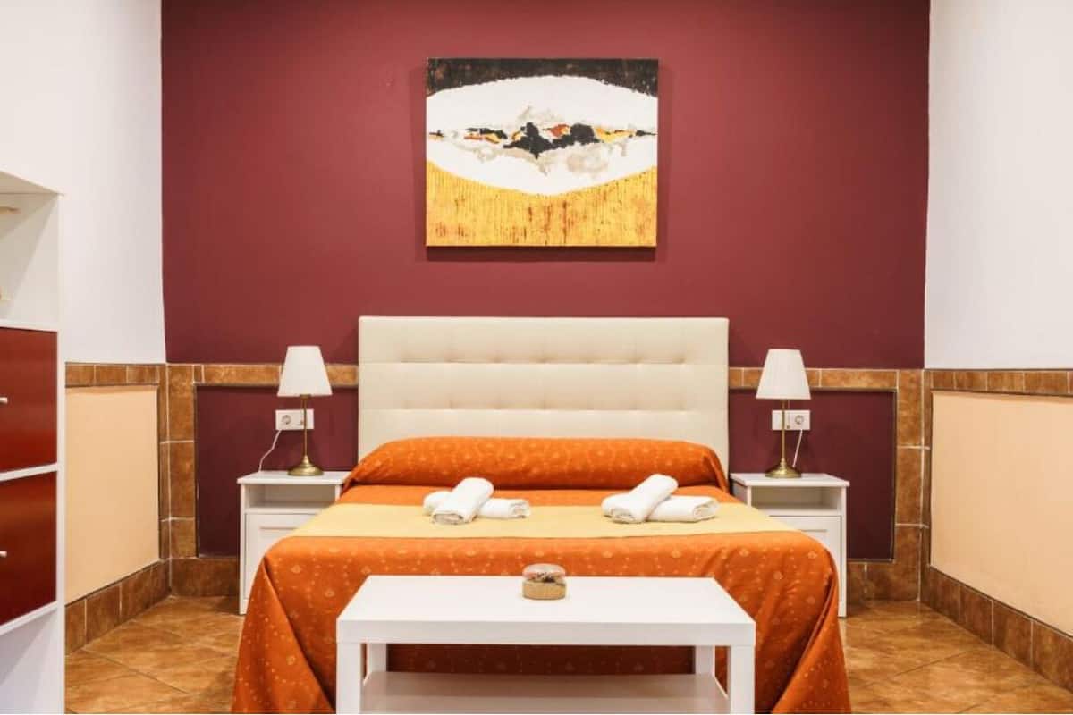 family room | 1 bedroom, soundproofing, iron/ironing board, free wifi