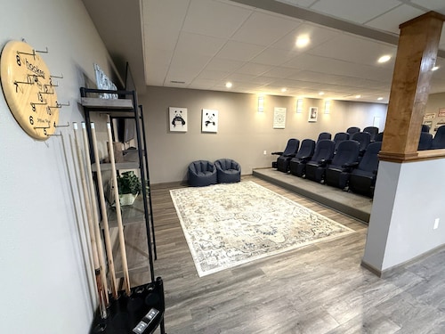 Dells Reunion Lodge @ Spring Brook Resort