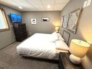 6 dormitorios, tabla de planchar con plancha, wifi gratis y ropa de cama