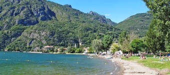 Lovely apartment for 3 guests with A/C, WIFI, TV and balcony