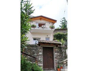 Esterni