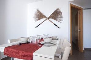 Dining - Borumbot 8.3.25 Vista Piscina (Calpe)