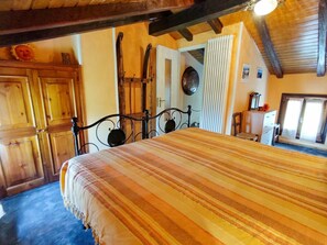 3 chambres, lit de bébé portatif, accès au Wi-Fi (inclus)