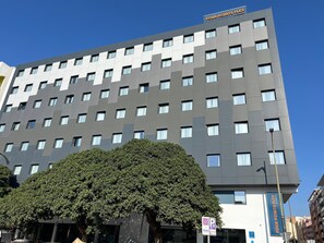 Fachada de la propiedad