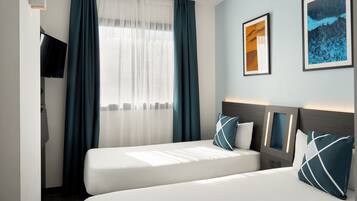 Room, 2 Twin Beds | Desk, blackout drapes, soundproofing, iron/ironing board