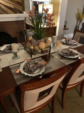 Dining - World’s Fair Charm -Two Story 3 bdrm (St. Louis)