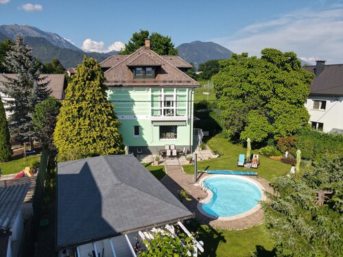 Vila Lesce apartment near Bled with an outdoor seasonal swimming pool