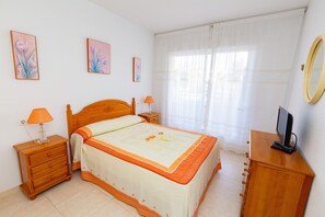 1 bedroom, iron/ironing board, free WiFi, bed sheets - Apolo XVII 1-2-5 , La Fossa (Calpe)