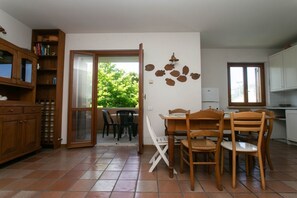 Dining - N212 - Numana, four-room apartment in the center with terrace (Numana)