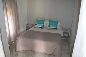 Cottage Standard (Isak se Plek) | Minibar, lenzuola