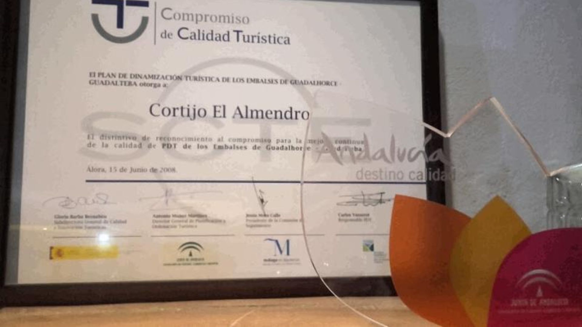 8 bedrooms, iron/ironing board, free WiFi, bed sheets