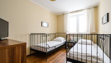 Standard Twin Room | Free WiFi