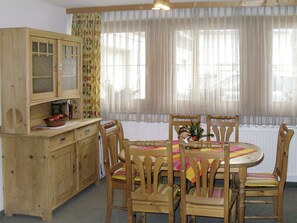 Dining - Cosy apartment for 6 guests with TV (Kreuzerlehen)