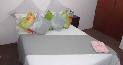 Spacious duplex wing, situated close to top 10 Soweto tourist attractions.