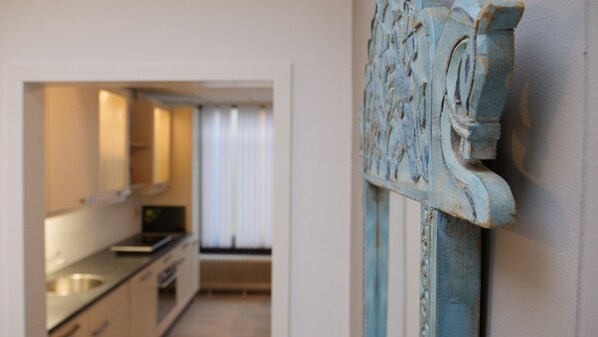 Appartement Deluxe | Cuisine privée | Réfrigérateur, four, plaque de cuisson, lave-vaisselle