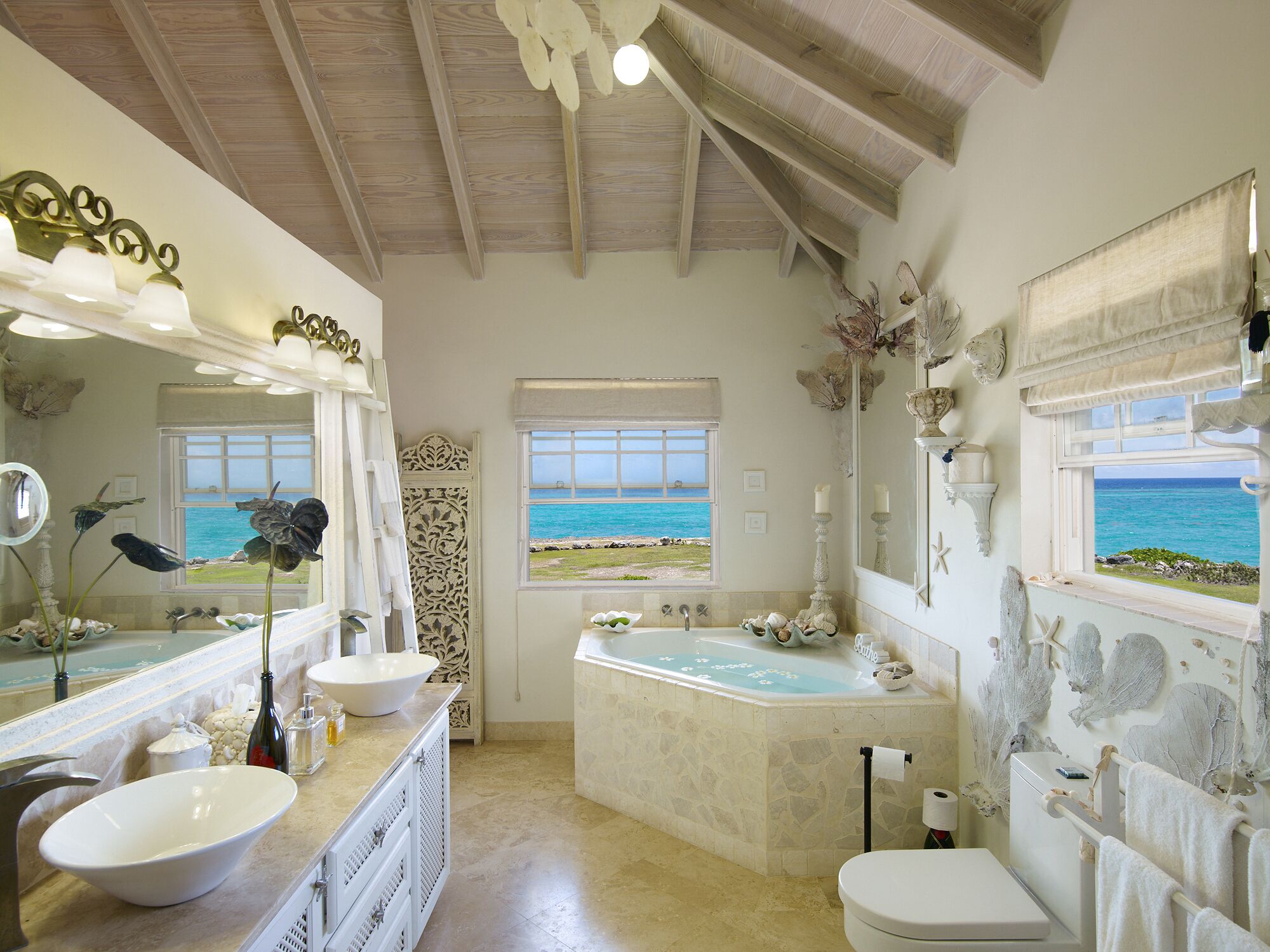 Bathtub, eco-friendly toiletries, hair dryer, towels