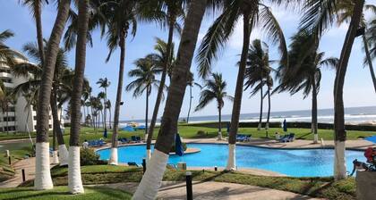 Acapulco Departamento Mayan Copan