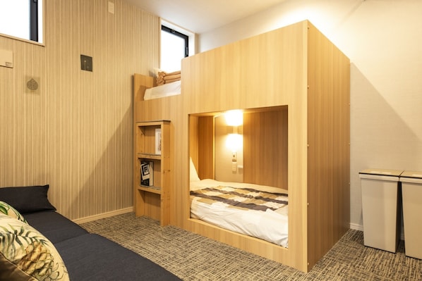 1 bedroom, desk, iron/ironing board, free WiFi