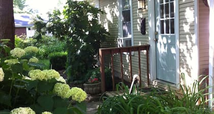 Kentucky Derby & Oaks Private Cottage en Audubon Park