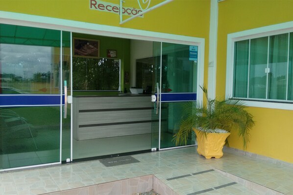 Property entrance - Hotel KM 73 (Araquari)