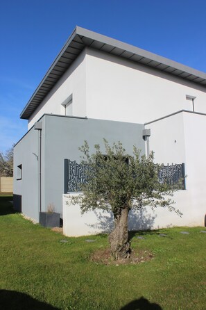 Exterior - New contemporary house 150m2, 1km to the beach and quiet. (La Baule)