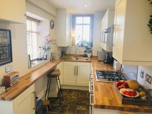 Private kitchen - Ilkley Central One Apartment (Ilkley)