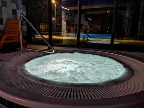 室外 SPA 浴缸