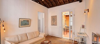 Vivir en una casa de pueblo reformada con estilo en Santa Cruz de la Palma: