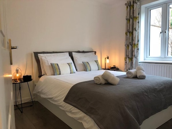 1 bedroom, desk, iron/ironing board, free WiFi