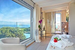 7 soveværelser, pengeskab på værelset, Wi-Fi, sengetøj