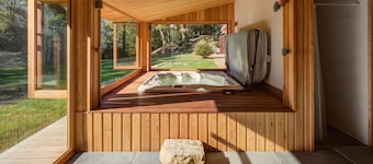 Casa arquitecto sin vecinos en el valle de Ossau, spa y sauna, parque 7.000 m2