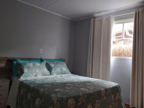 1 quarto, Wi-Fi de cortesia, roupa de cama
