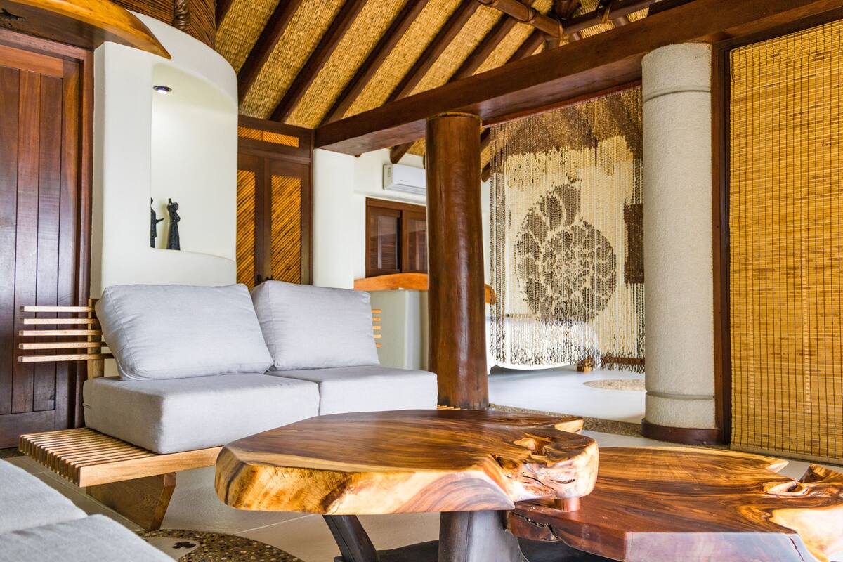 Vila Deluks | Tirai kedap cahaya, Wi-Fi gratis, dan seprai linen