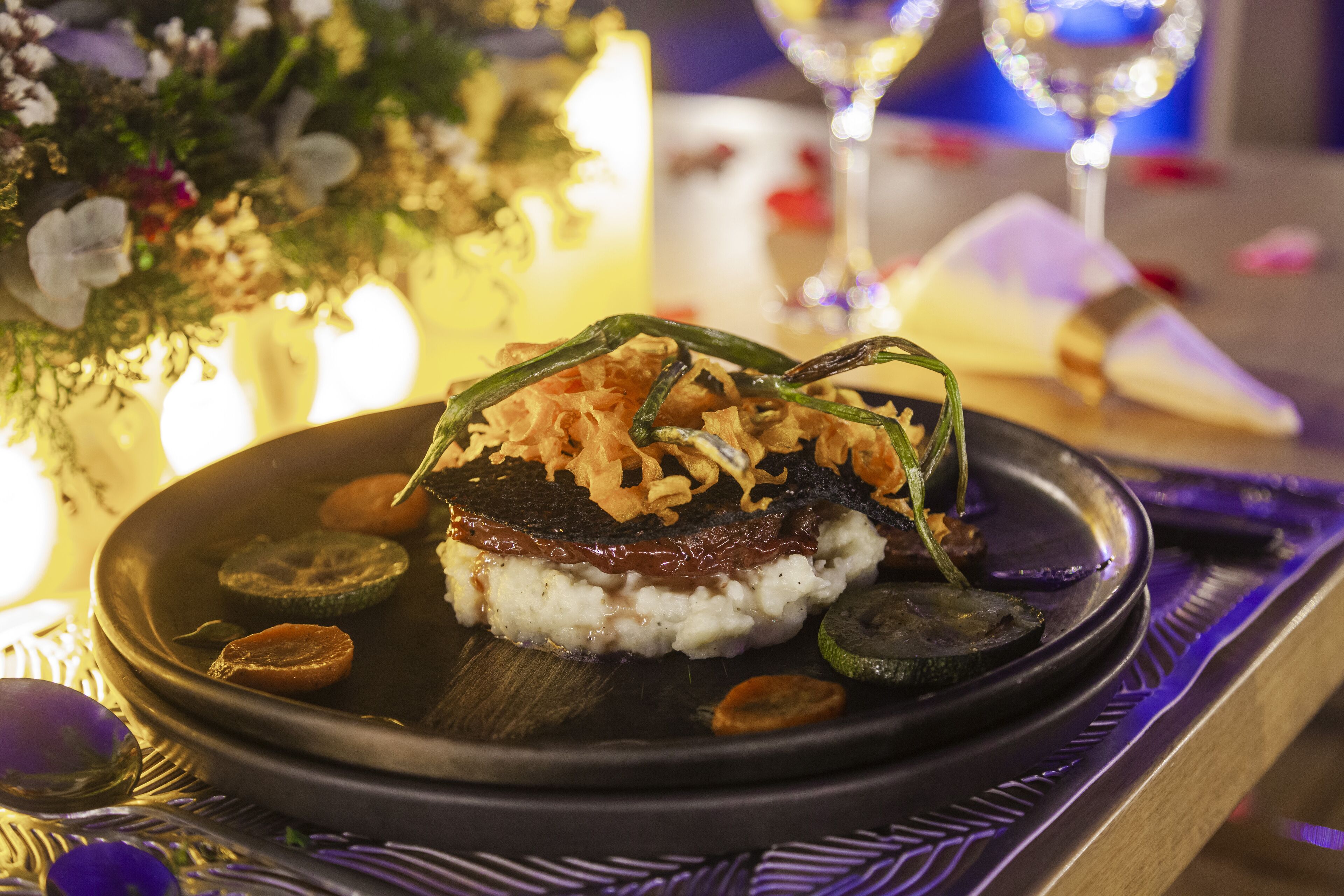 breakfast and lunch served