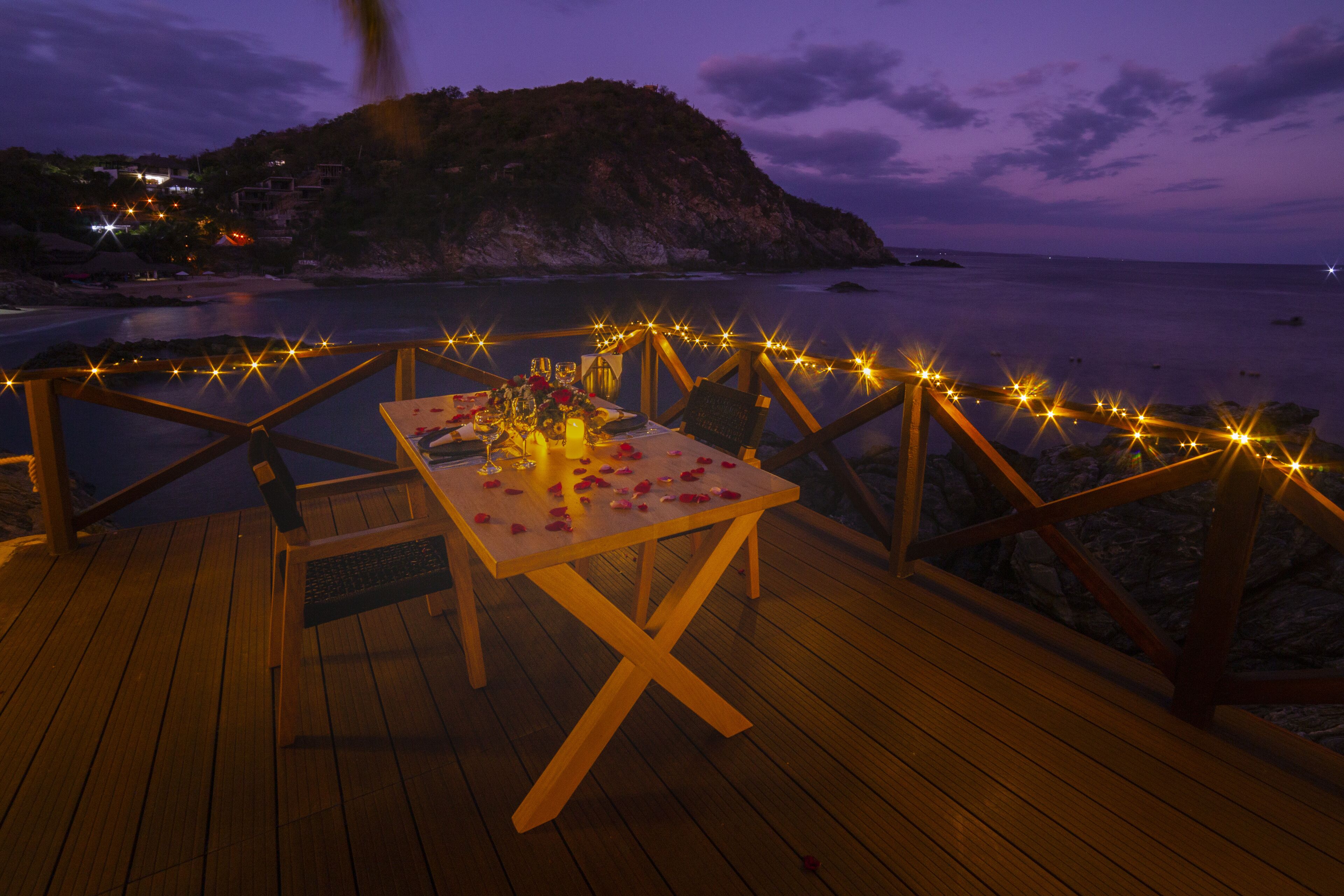 breakfast and lunch served