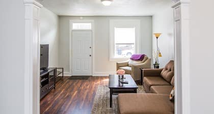 Lovely Downtown Townhome