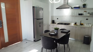 Dishwasher, coffee grinder, cookware/dishes/utensils