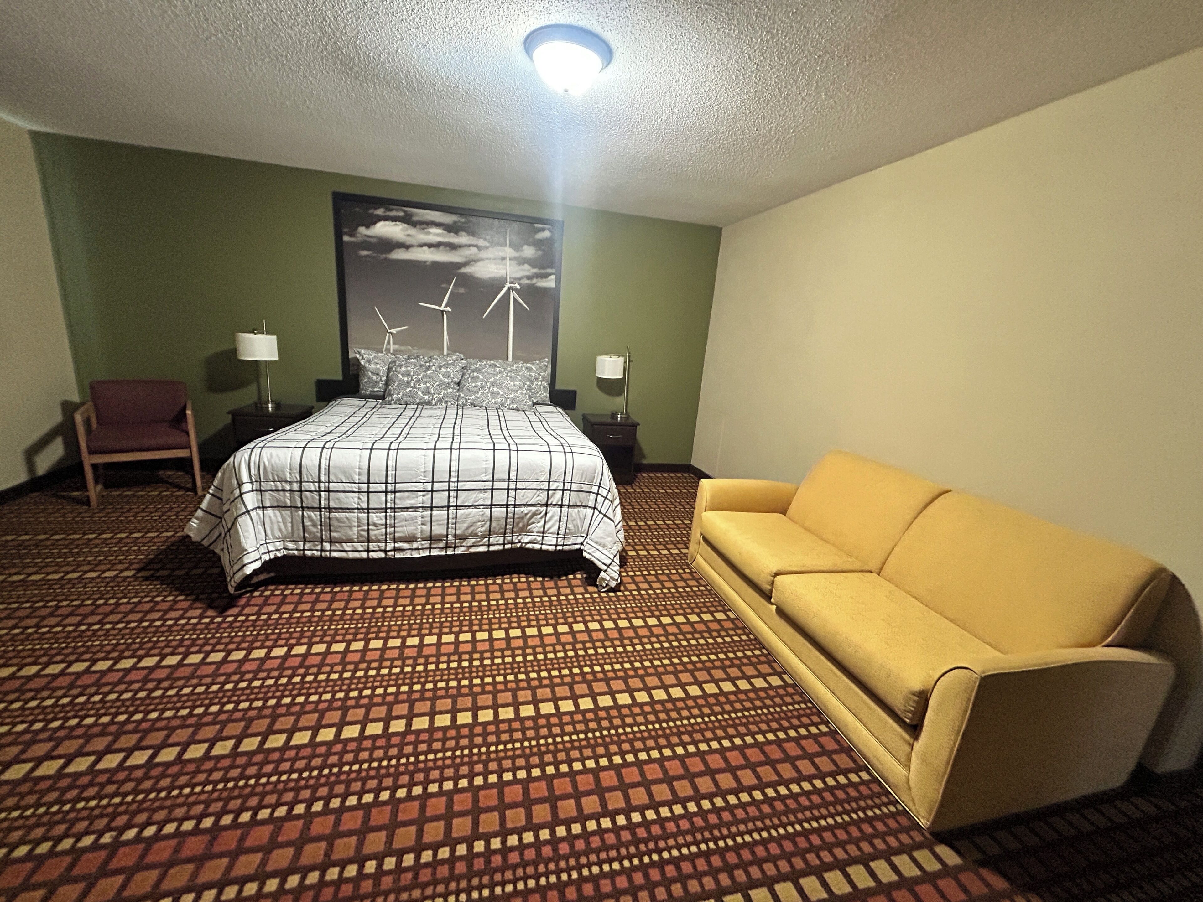 Suite, 1 King Bed, Non Smoking | Desk, iron/ironing board, free WiFi, bed sheets