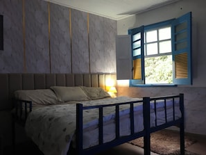 Premium Double Room | Iron/ironing board, free WiFi, bed sheets - Diamond Hostel (Ouro Preto)